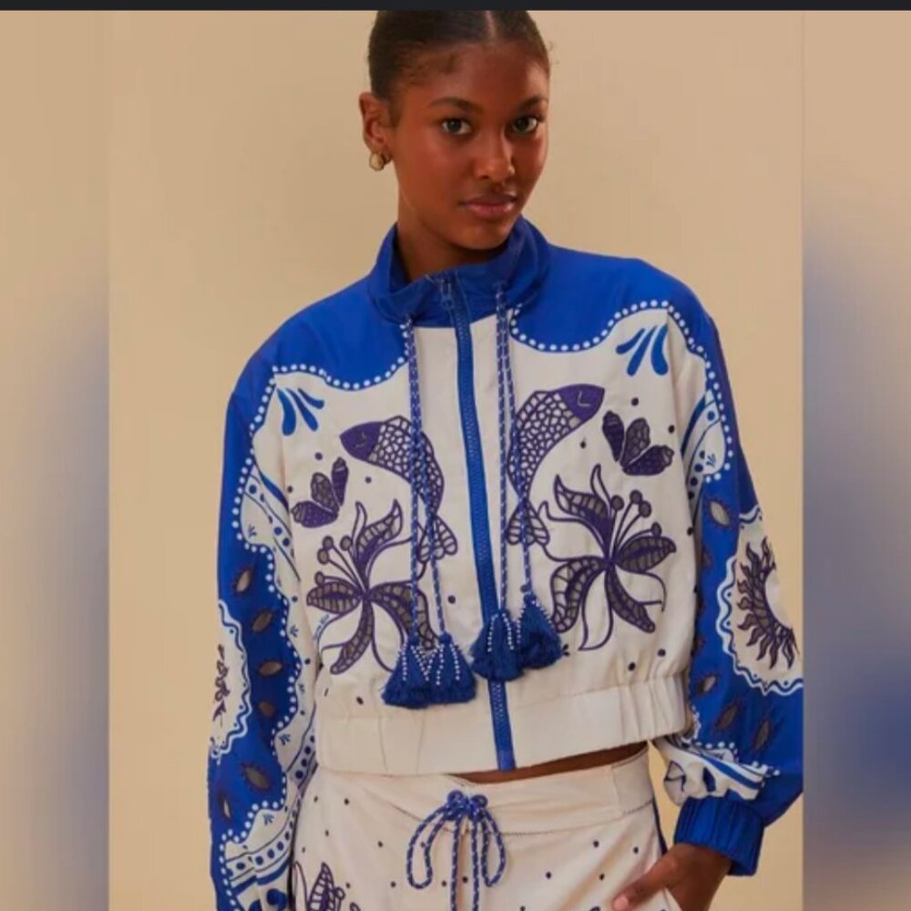 Farm Rio Active Artisanal Embroidered Crop Windbreaker Blue White Bead Tassel XS